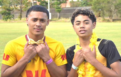 Students at athletics carnival in house colours